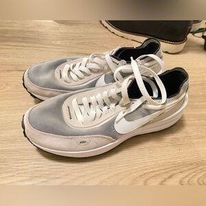Nike Men's Gray and White Sneakers